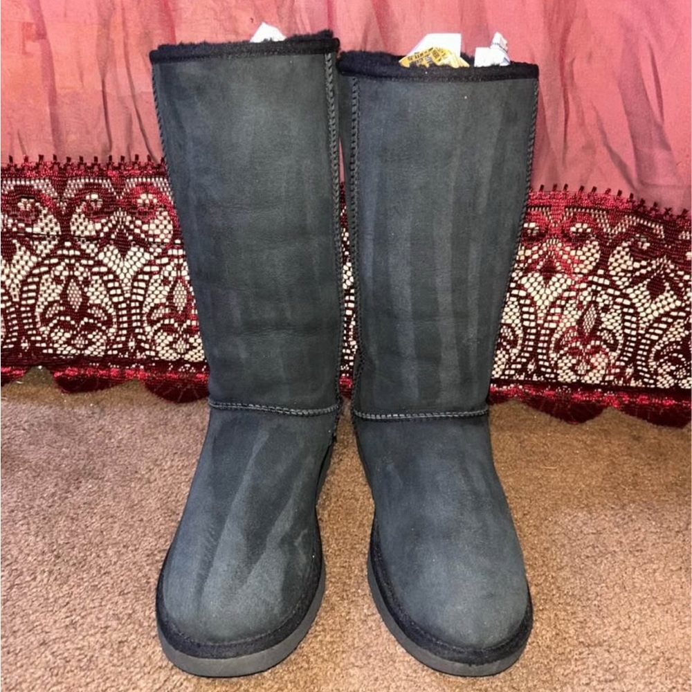 Black high top Ugg boots